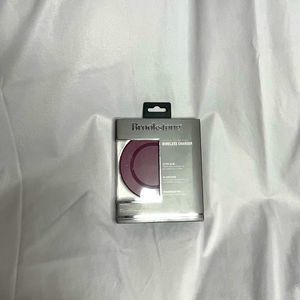 NIB Brookstone Ultra Slim Pad Wireless Charger